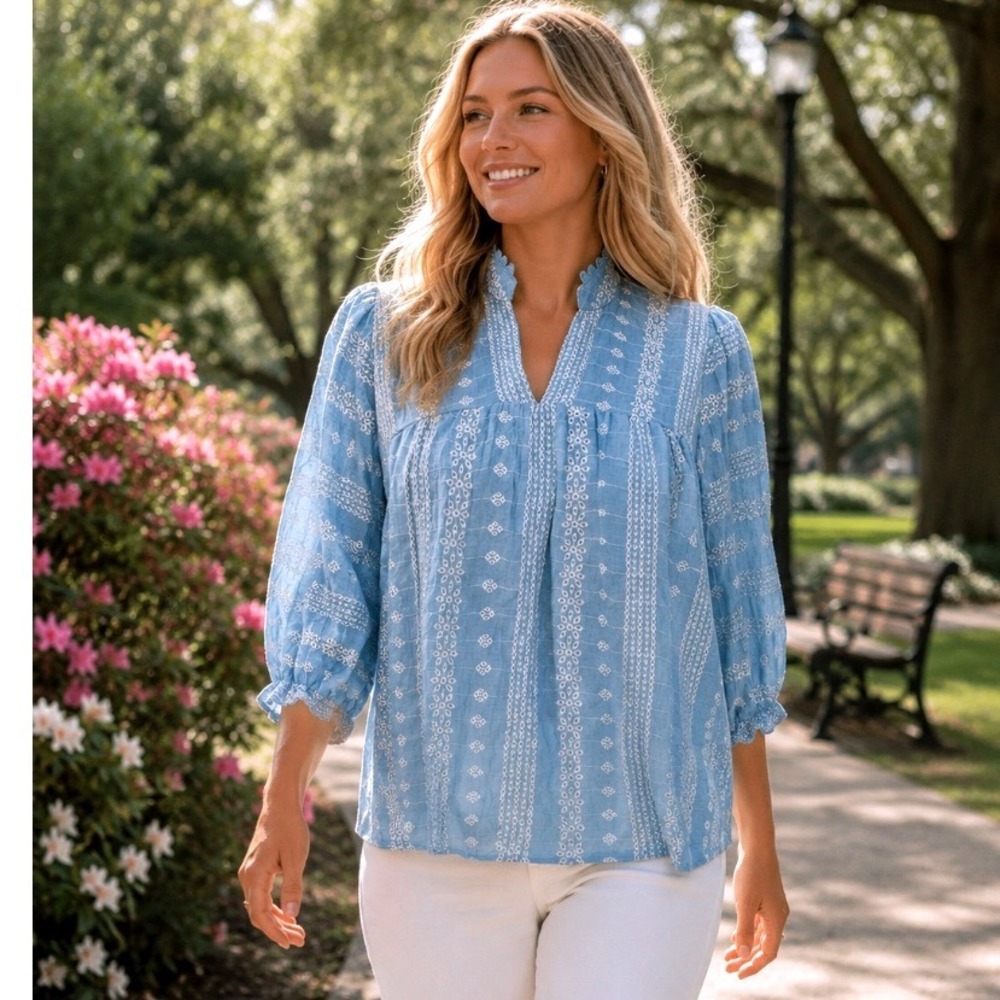 Sage Vell Light Blue Eyelet Embroidered Boho Blouse Puff Sleeve sz L